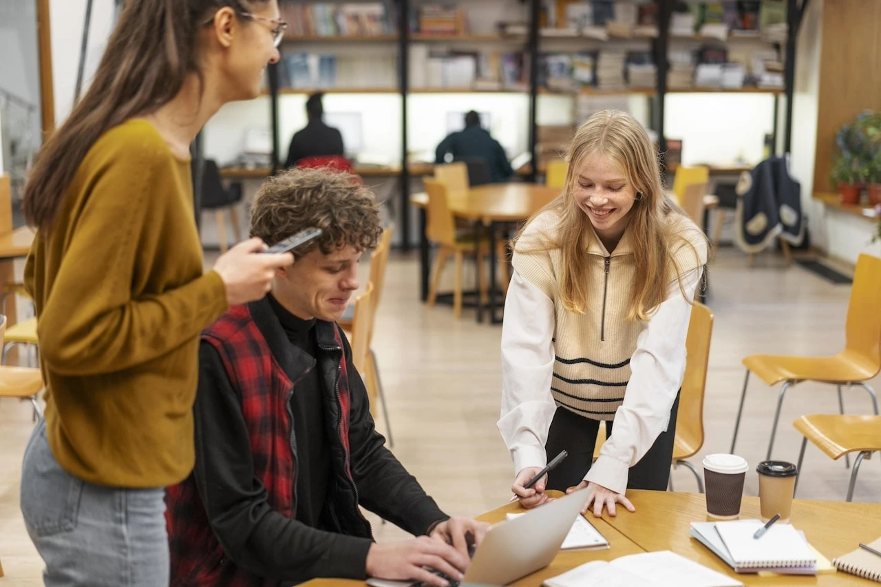 Coworking : définition, avantages et évolution du concept